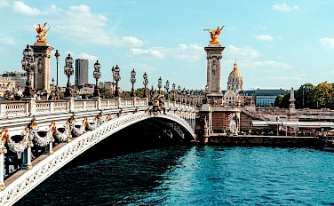 Seine River Valley E-Bike & Boat