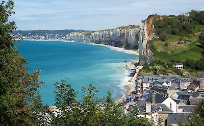 The famous chalk-cliffs in Normandy, France. Unsplash:Roland Epple