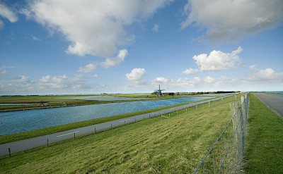Biking on Texel - one of the Frisian Islands on the Wadden Sea. Flickr:Johan Wieland