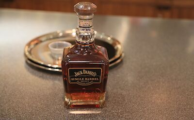 Jack Daniel Whiskey-tasting in Lynchburg, Tennessee. Flickr:Bruce Tuten