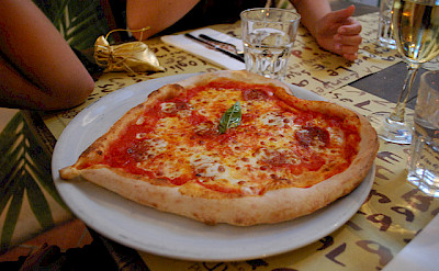 Pizza in Rimini. Photo via Flickr:siribl