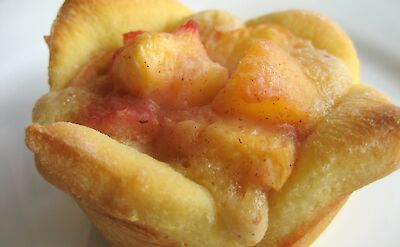 Peach Puffs, delicious Southern Comfort desserts! Flickr:Stacy Spensley