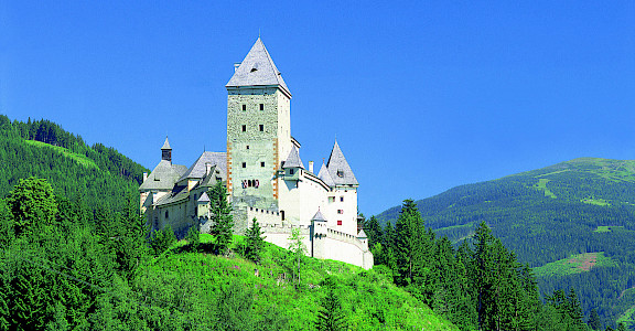 Finstergrün Castle in Salzburg Province, Vienna. Photo via Austrian National Tourist Office 47.07383682481281, 13.843414965133013