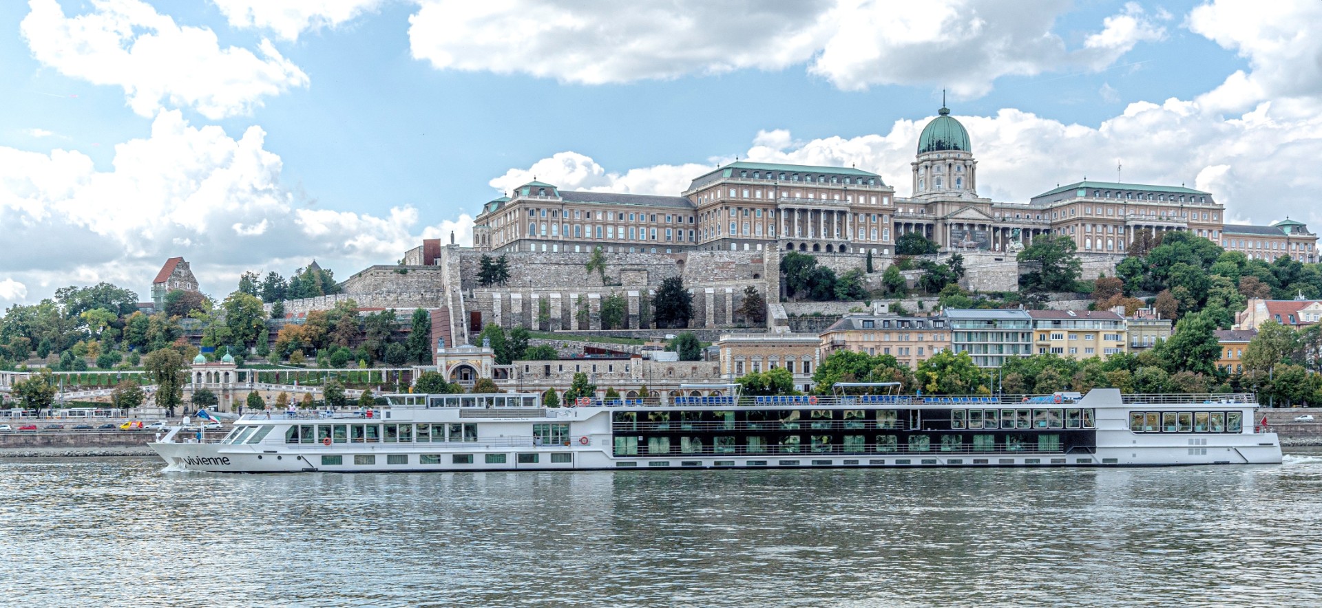 Vivienne - Barge - Boat for Bike Tours