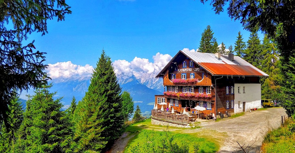 Great chalets in the Tyrol region of Austria. Flickr:r chelseth