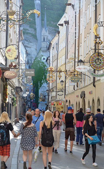 Famous Getreidegasse shopping street in Salzburg, Austria. Flickr:Flightlog