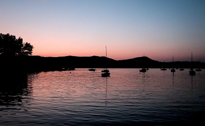 Sunset on Montbel Lake. Photo:De Beaux Lents Demains