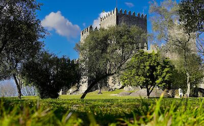 Guimaraes Castle, Portugal. Unsplash:Miriam Pereira