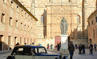 Old-fashioned car in Salamanca, Portugal. Unsplash:Mikk Sanch