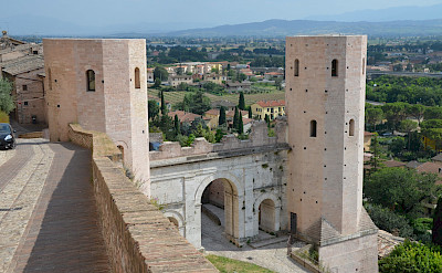 View of Spello in Umbria, Italy. Flickr:Carole Raddato
