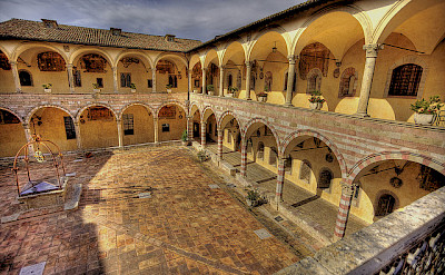 Courtyard of the friary of Basilica di San Francesco in Assisi, Umbria, Italy. Flickr:Niels J. Buus Madsen