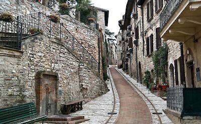 Winding streets of Spello, Italy. Unsplash@Alessio Roversi