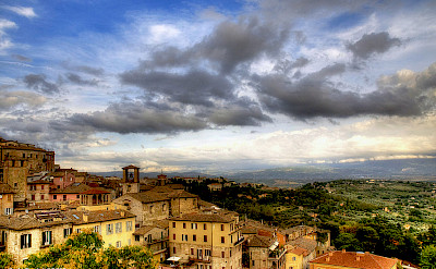 Overlooking Perugia in Umbria, Italy. Flickr:Carlo "Granchius" Bonini
