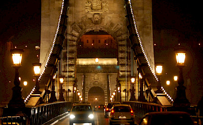 Famous chain bridge that links Buda and Pest in Budapest, Hungary. Photo via Tinou Bao 47.499716, 19.047555