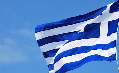 Flag of Greece in Athens. Flickr:Anaraquel S Hernandes