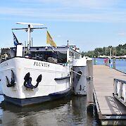 Fluvius docked in Huizen | Bike & Boat Tour