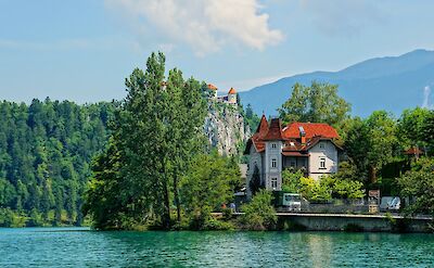 Hiking around Lake Bled. Flickr:Hotice Hsu