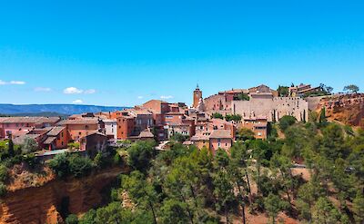Hilltop town of Roussillon, France bike tour. Unsplash@Miguel Picq
