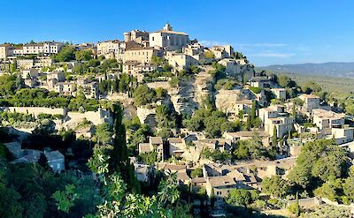 Hilltop village of Gordes, France bike tour. Unsplash@Noeha Coutry
