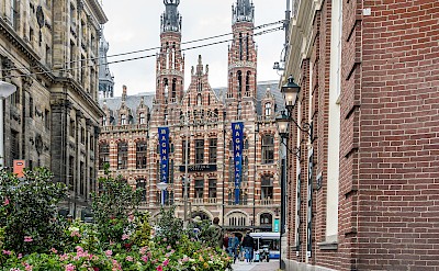 Magna Plaza, Amsterdam, North Holland, the Netherlands. Flickr:Steven dosRemedios