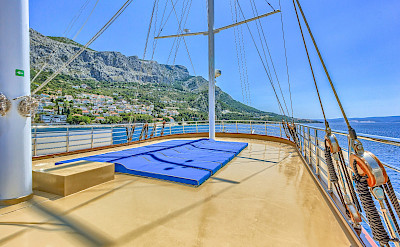 Sun deck - Princess Diana - Bike & Boat Tours