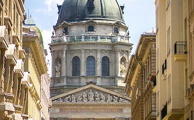 Grand streets of Budapest, Hungary. Unsplash@Florin Corbu