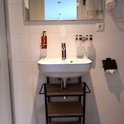 En Suite Bathroom | Magnifique I | Bike & Boat Tour