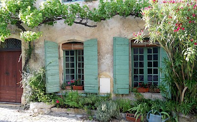 Vaison-la-Romaine, Provence-Alpes-Côte d'Azur, France. Flickr:Julien Maury