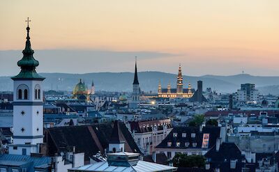 Vienna at sunset, Austria. Jacek Dylag@Unsplash