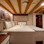 Double Cabin | Boreas | Bike & Boat Tour
