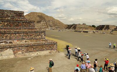 Tour of Teotihuacan, Mexico. Robinson Esparza@Flickr