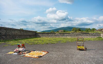 The Wares of Local Craftsmen at Teotihuacan, Mexico. Ricardo Loaiza@Unsplash