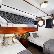 triple cabin - The Princesse Royal (Formerly the Magnifique) | Bike & Boat Tours