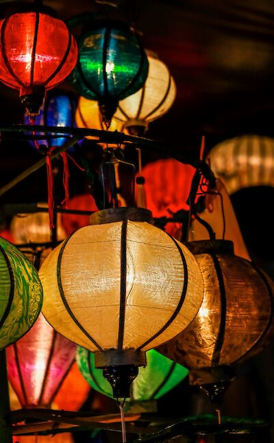 Colored lanterns, Hoi An, Vietnam. Unsplash:Thu Nguyen