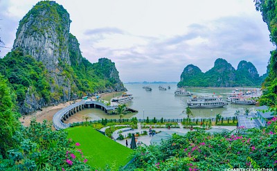 Ha Long Bay, Vietnam. Flickr:Charith Gunarathna