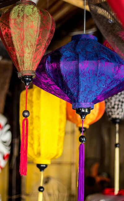 Lanterns, Hoi An, Vietnam. Unsplash:Kevin et Laurianne Langlais