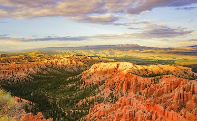 Sunshine over Bryce Canyon, Utah, USA. Rich Martello@Unsplash