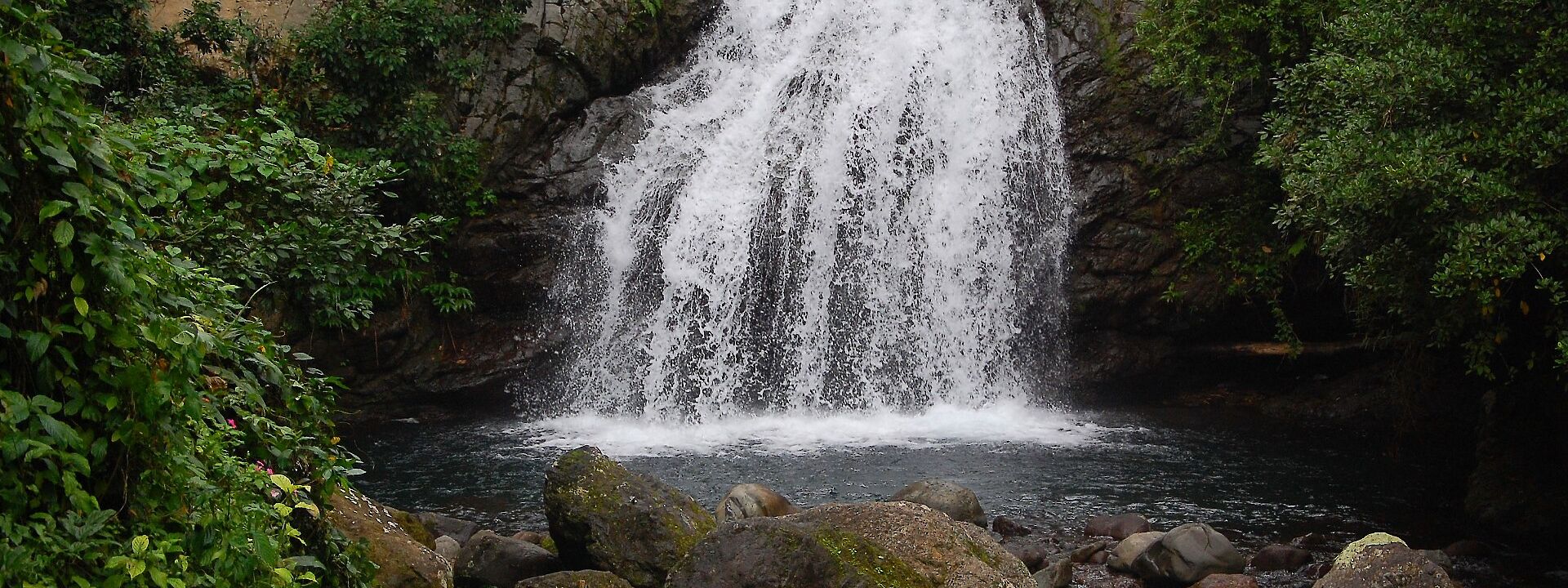 Waterfalls in Blue Mountain, Jamaica. Flickr:Midnight Believer
