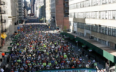 A sea of cyclists< courtesy of Bike NY