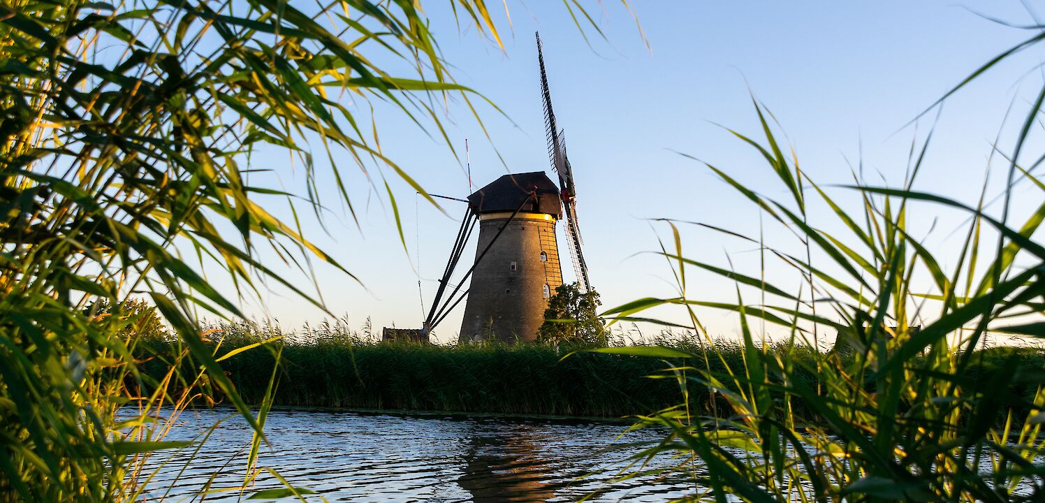 Kinderdijk Windmill, Netherlands. Thomas Bormans@Unsplash