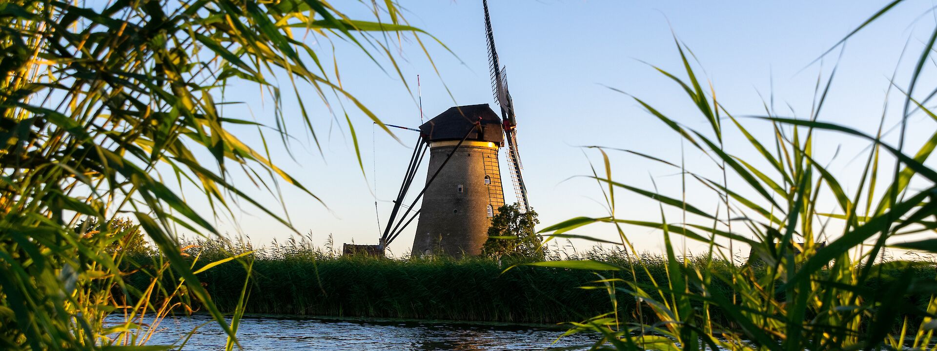 Kinderdijk Windmill, Netherlands. Thomas Bormans@Unsplash