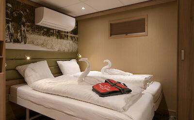 Double Cabin - Lower Deck | De Holland | Bike & Boat Tour