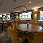 Restaurant and Lounge | De Holland | Bike & Boat Tour