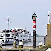 Statue of Mary in Volendam | De Holland | Bike & Boat Tour