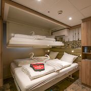 Twin/Triple Cabin | De Holland | Bike & Boat Tour