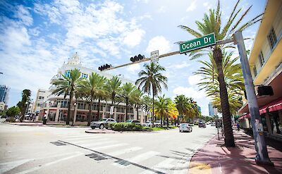 Ocean Drive, Miami, Florida. Unsplash: Marc Fanelli Isla
