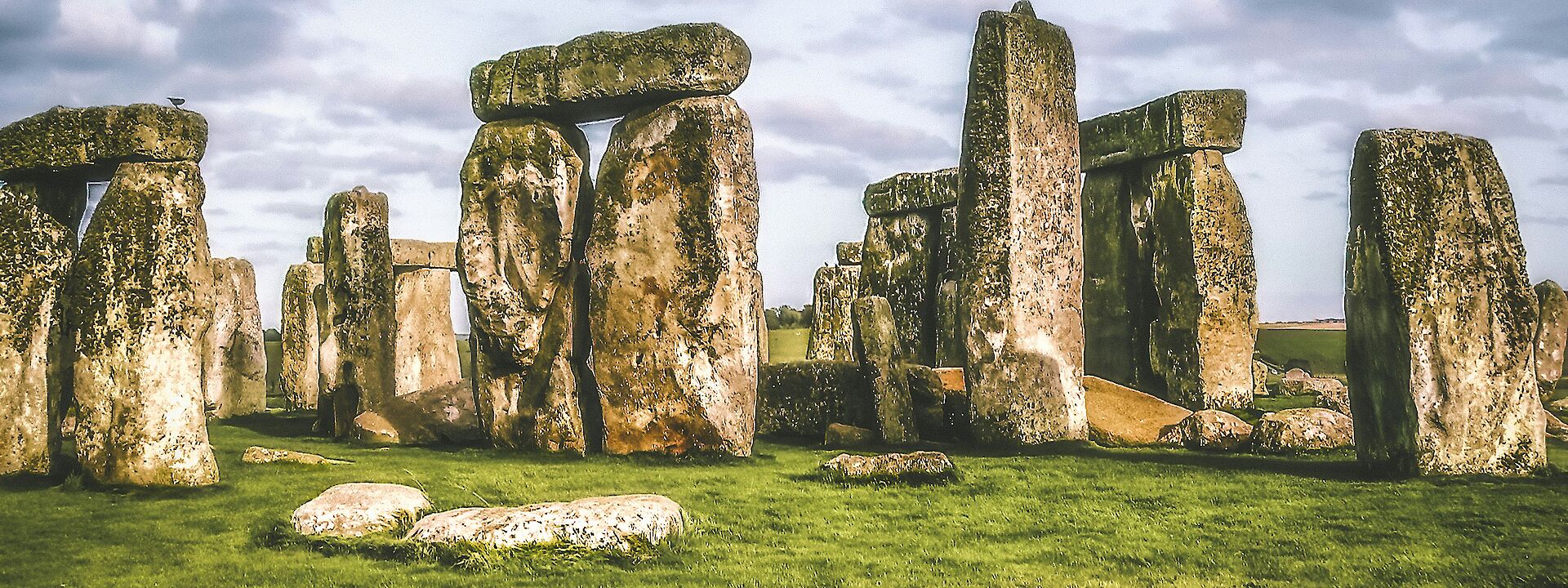 Stonehenge, Wiltshire, England. K Mitch Hodge@Unsplash