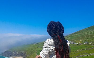 Looking out to sea in Dingle, Ireland. Unsplash@Dahlia E Akhaine