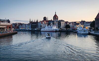 Nowa Motlawa River, Gdansk, Poland. Unsplash: Krzysztof Maksimiuk