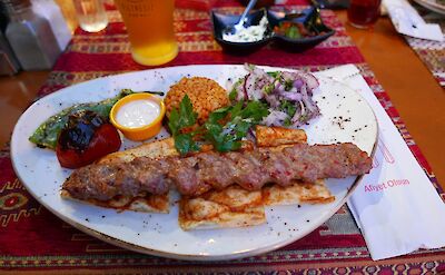 Turkish traditional dish - kebab, Istanbul. Unsplash: Vitalii Mazur